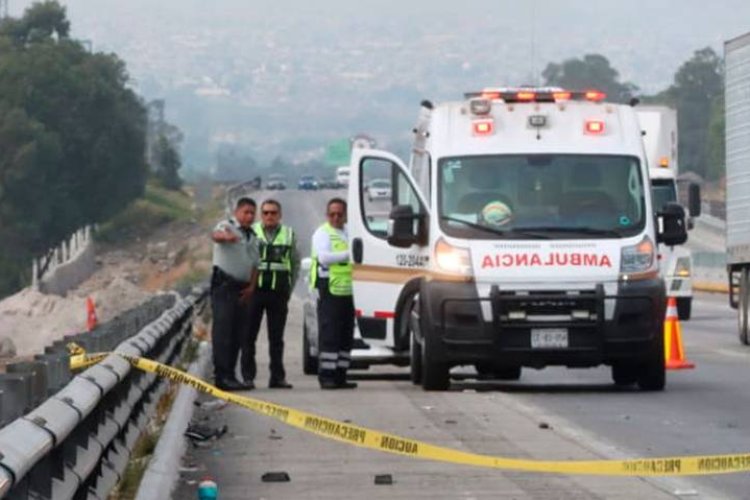 Mueren atropellados dos ciclistas en Chalco, Edomex