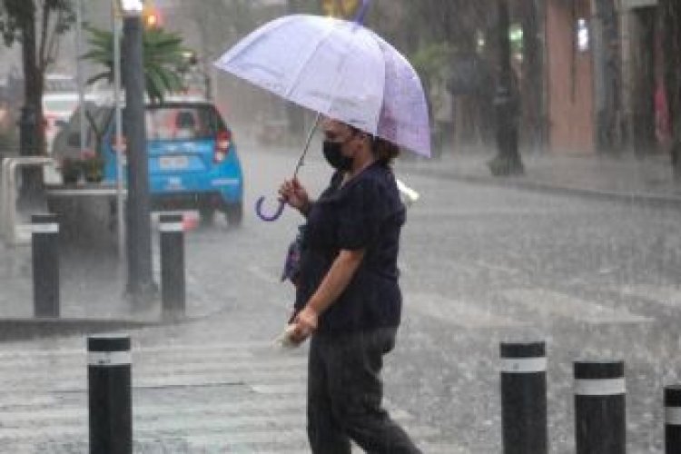 Prevén lluvias y chubascos por frente frio número 4