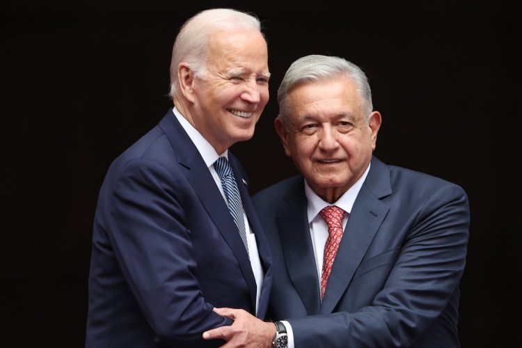 AMLO reconoce a Biden por actitud frente a tema migratorio; adelanta reuniones con enviados de EEUU