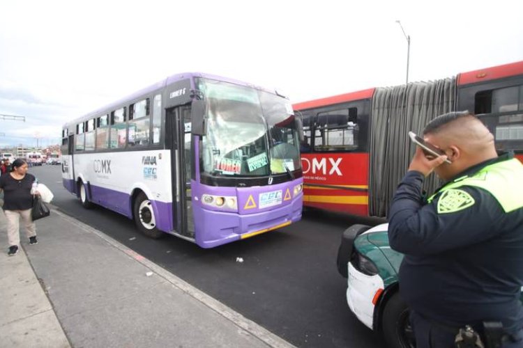 Mujer ciclista muere atropellada por camión de pasajeros en la Lagunilla, CDMX