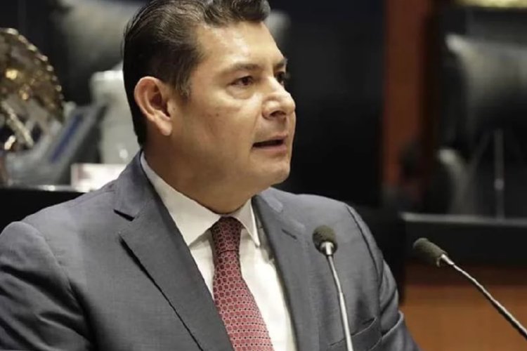 Revelan que Alejandro Armenta ganaba un millón de pesos al mes en el Senado