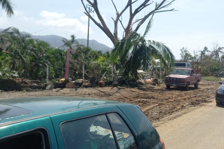“Otis” destruyó totalmente la comunidad Valle del Río, en Coyuca de Benítez