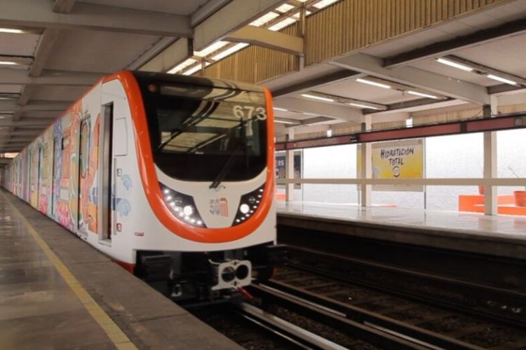 Tras más de un año vuelve a dar servicio la Línea 1 del Metro CDMX