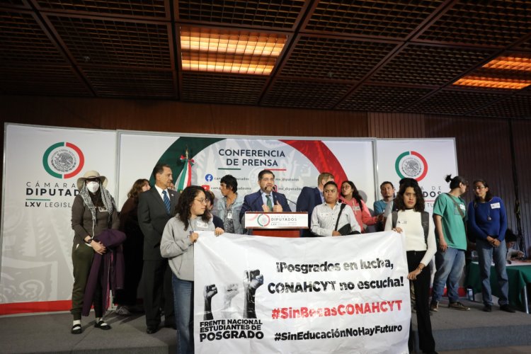 Conahcyt está afectando a más de 10 mil postulantes por cambios en becas de posgrado, acusa legislador