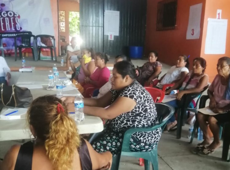 Brindar capacitación política a mujeres en Marquelia, un acierto del PAC