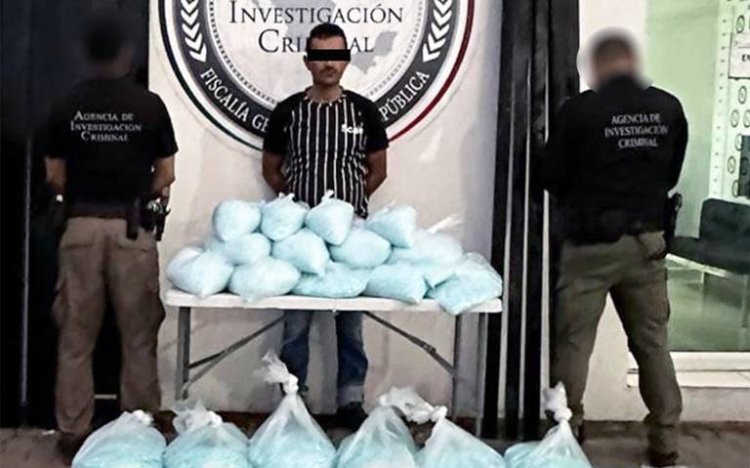 Capturan a hombre con 2.5 millones de pastillas de fentanilo en Sinaloa