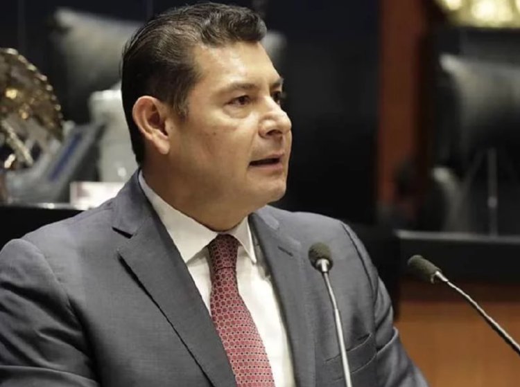 Revelan que Alejandro Armenta ganaba un millón de pesos al mes en el Senado