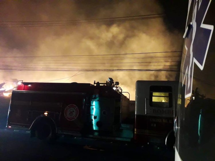 Reportan incendio en Central de Abasto de Toluca en el Estado de México