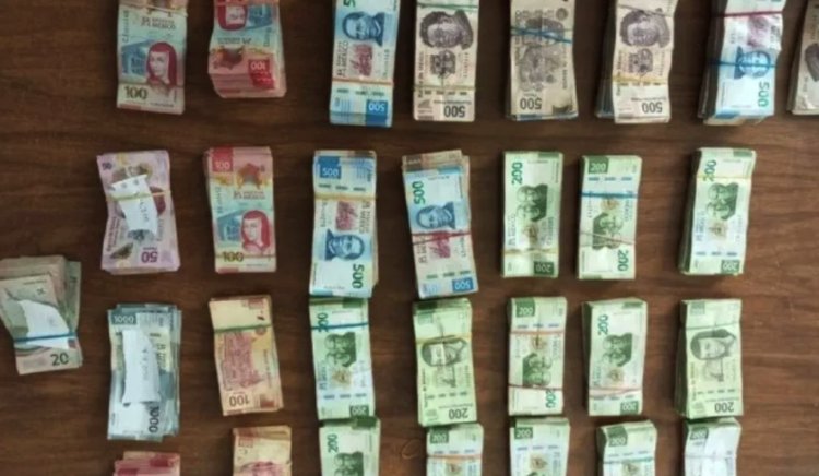 Arrestan a presuntos extorsionadores que llevaban un millón de pesos en efectivo en el Edomex