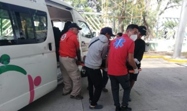 Fallece niña migrante tras accidente carretero en Oaxaca