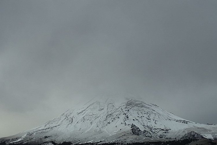 Nieva en Nevado de Toluca y en el Popocatépetl en el EDOMEX