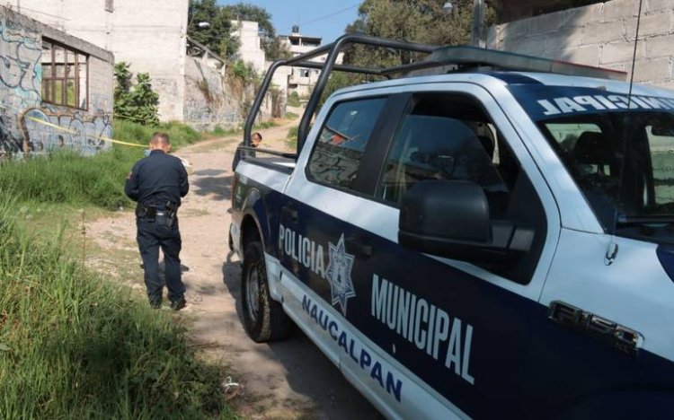 Abandonan dos cadáveres encobijados en Naucalpan, Estado de México