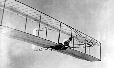 Se cumplieron 120 años desde el primer vuelo de la historia