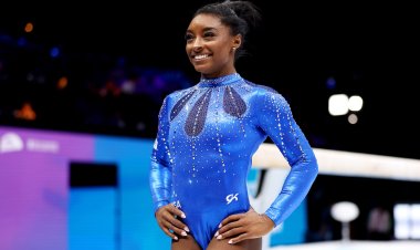 La gimnasta Simone Biles regresa a competir luego de una pausa en su carrera