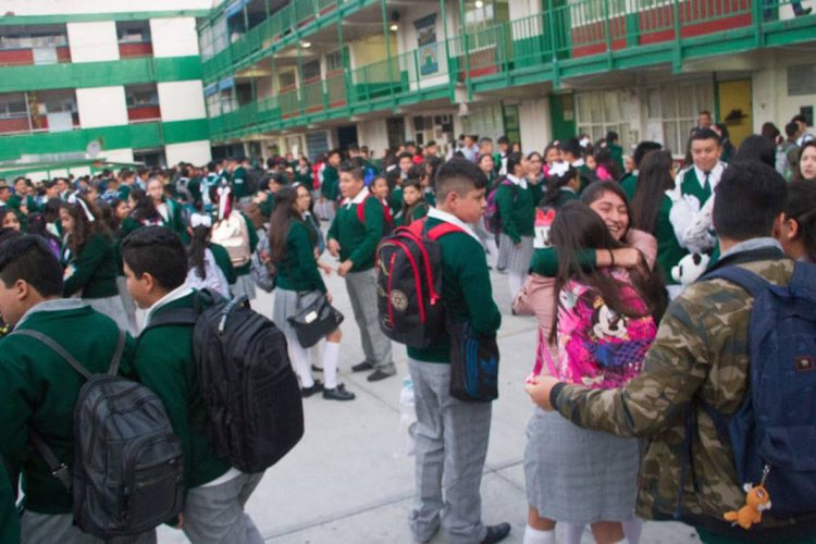 México presenta bajo rendimiento en las áreas de matemáticas, lectura, y ciencia en prueba PISA