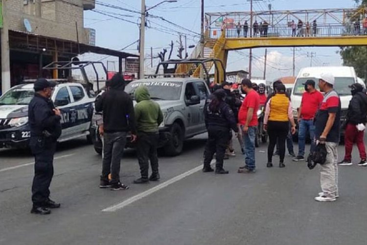 Vecinos frustran asalto y golpean a delincuentes en la México-Texcoco