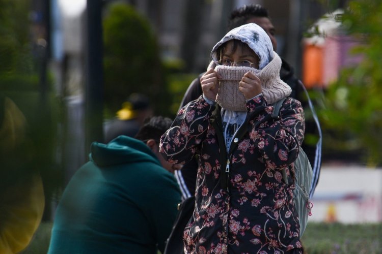 Se activa alerta naranja y amarilla por frío en la CDMX