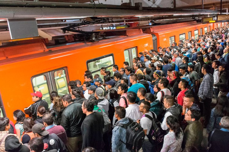 Estos serán los horarios del Metro y otros transportes para Navidad en la CDMX