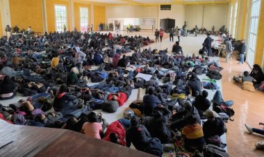 Encuentran a más de 700 migrantes en una bodega en Tlaxcala