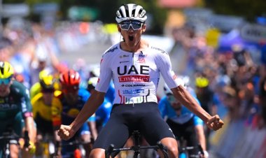 El mexicano Isaac del Toro conquista el Tour Down Under en Australia