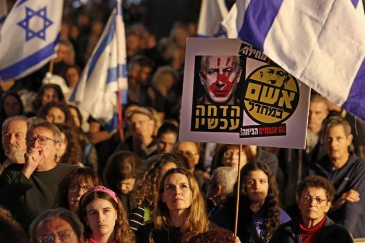 Manifestantes en Israel piden la renuncia de Netanyahu y nuevas elecciones