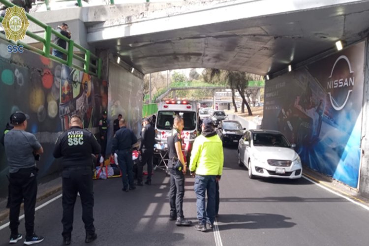 Hombre se arroja desde puente entre Viaducto y Churubusco, CDMX