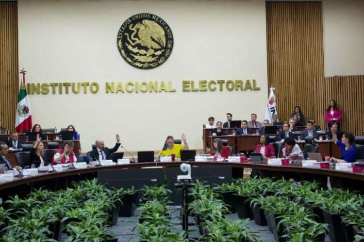 INE define fechas y sedes para los tres debates presidenciales