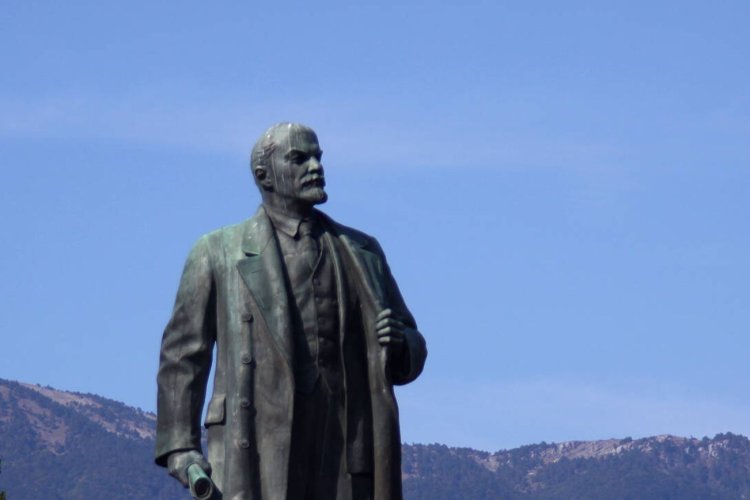 Recordarán en México legado de Lenin