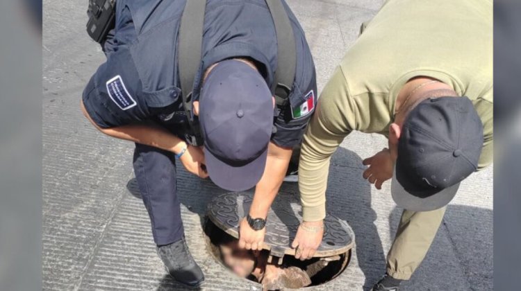 Rescatan a hombre tras pasar cuatro días dentro de una alcantarilla en Guadalajara