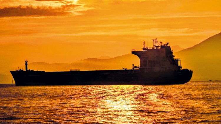 Desafía guerrilla a superpotencia: Hutíes bloquean el mar rojo