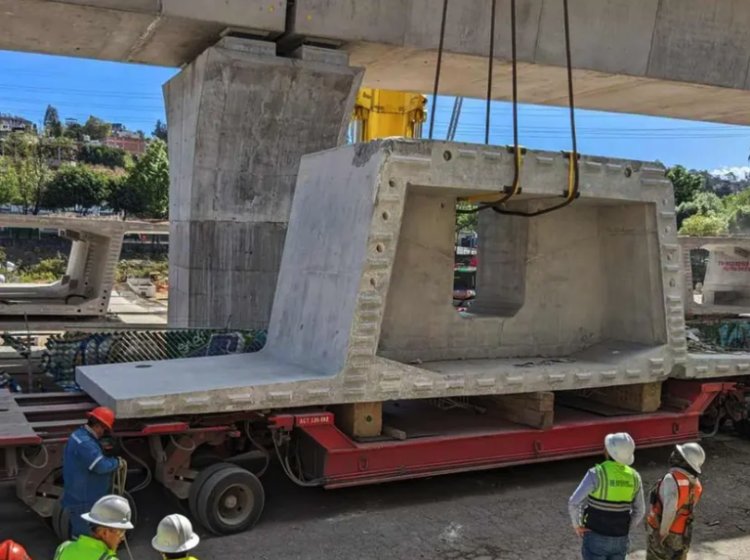 Tras ocho días retiran dovela que cayó en construcción del Tren Interurbano