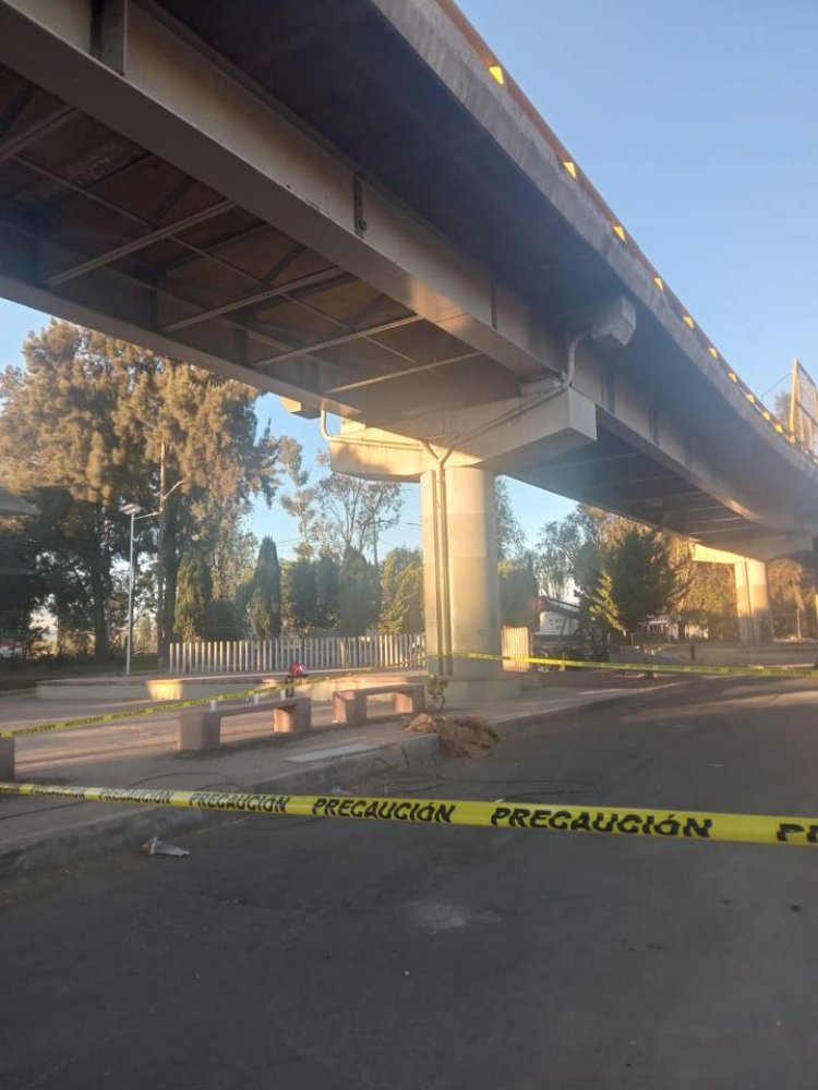 Muere trabajador que realizaba mantenimiento a puente vehicular en Tláhuac, CDMX