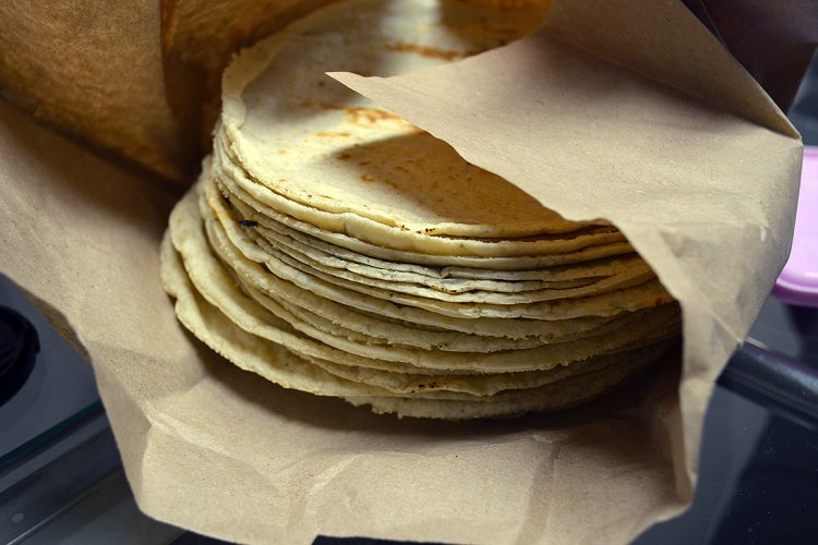 Reportan precio de la tortilla en hasta 30 pesos en estas ciudades