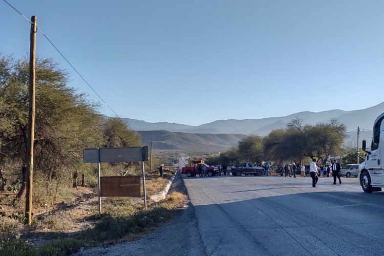 Enardecen ejidatarios por cobro de peaje en carretera de Tamaulipas