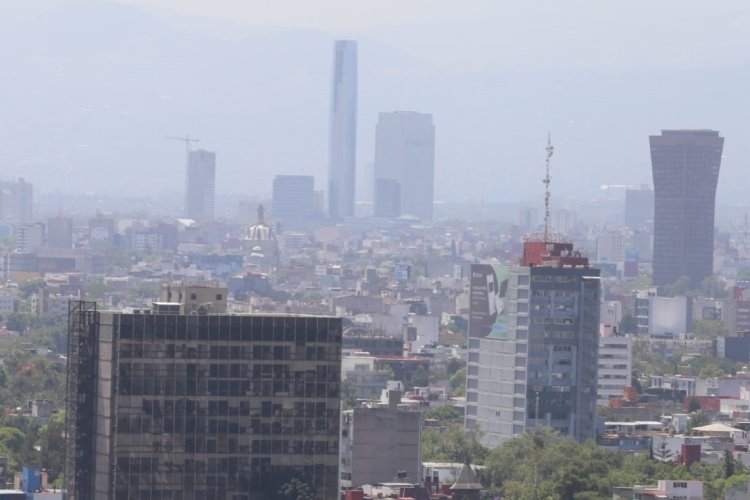 Anuncian que continúa contingencia ambiental en la CDMX