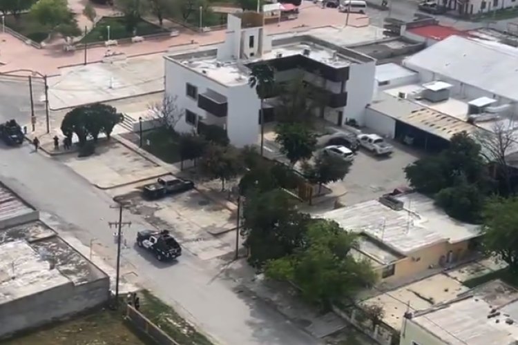 Incendian comandancia y patrullas en Doctor Coss, Nuevo León