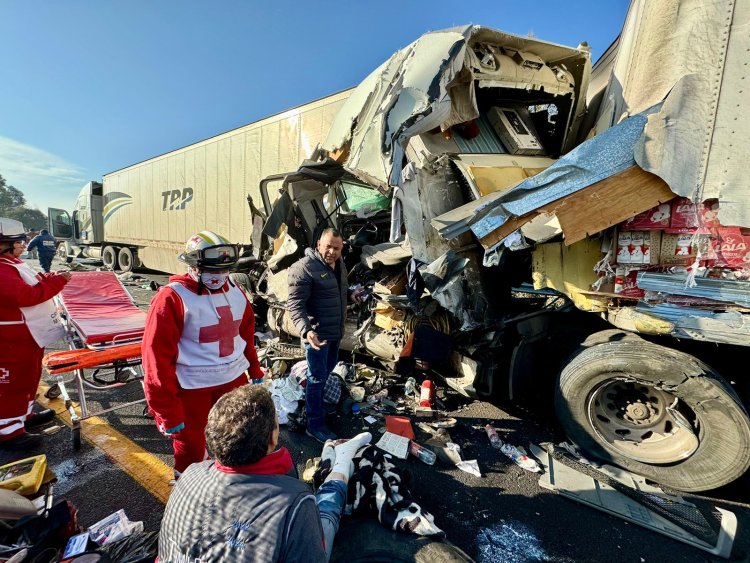 Se registró accidente en el Circuito Exterior Mexiquense