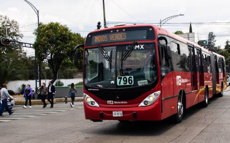 Muere una persona en la estación Indios Verdes del Metrobús