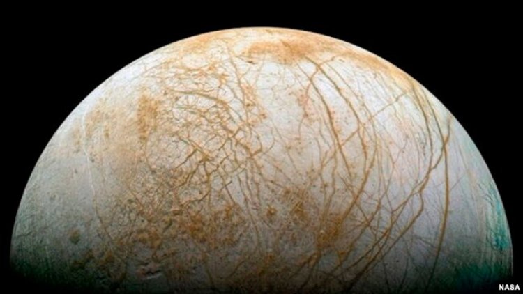 Luna de Júpiter genera oxígeno para un millón de humanos por día