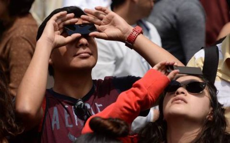 Inicia venta de lentes hechos por reclusos para poder ver el eclipse solar