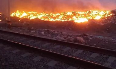 Arde basurero de Apaseo Grande en Guanajuato