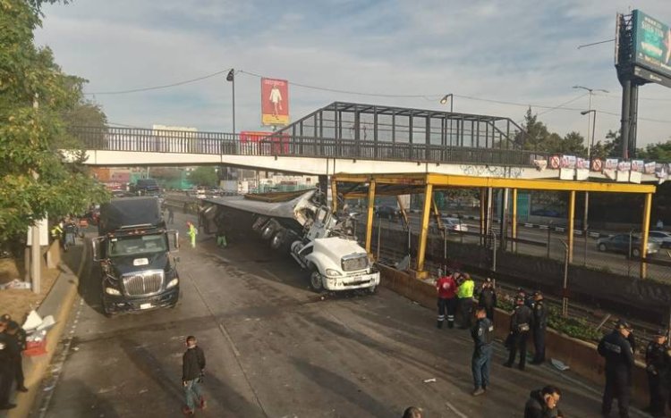 Suspenden servicio de Línea 5 del Metro por volcadura de tráiler