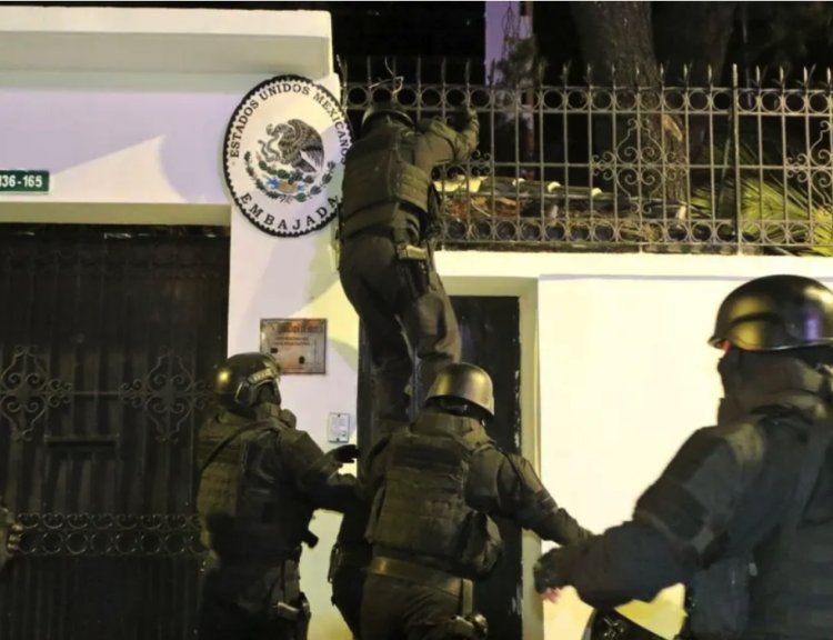 México rompe relaciones diplomáticas con Ecuador tras irrupción en la embajada de México en Quito