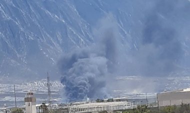 Reportan gran incendio en Sata Catarina en Nuevo León