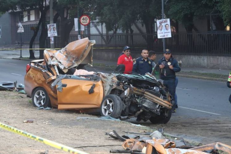 Un muerto y dos heridos deja choque en Eje Central de la CDMX