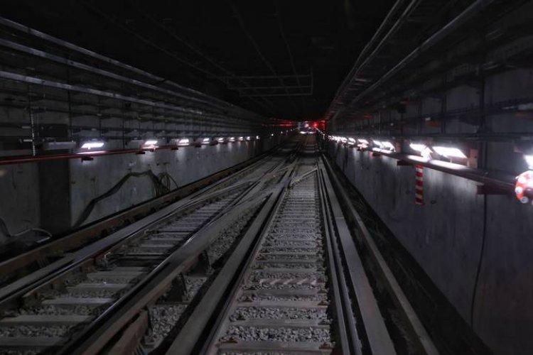 Hombre cae a las vías del metro Línea B y muere electrocutado