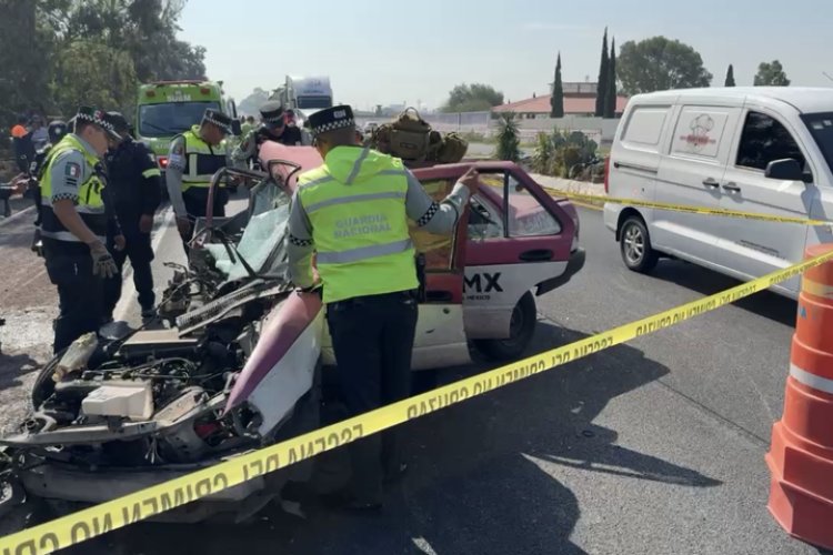 Accidente vial en Ecatepec deja una mujer muerta y otra persona lesionada