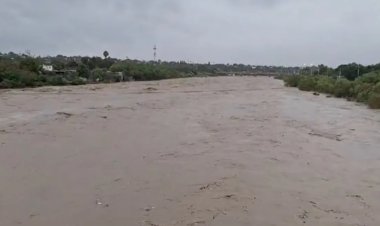 Se desbordó el río Santa Catarina en Nuevo León