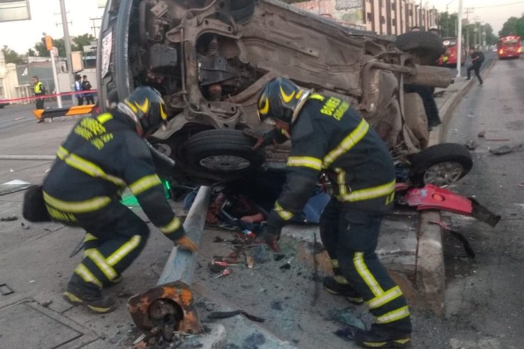 Fuerte accidente en Canal de Tezontle deja dos personas muertas