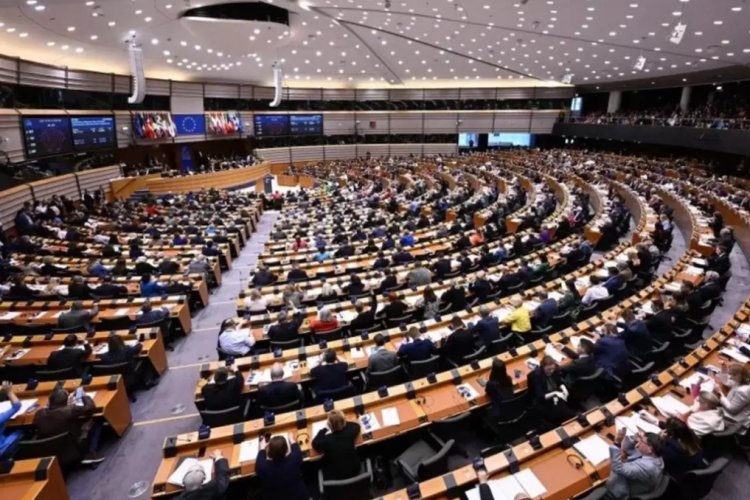 Avanza la extrema derecha en Europa tras elecciones